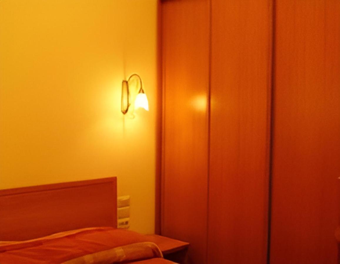 Бестужевский Дворик Gagra Exterior photo